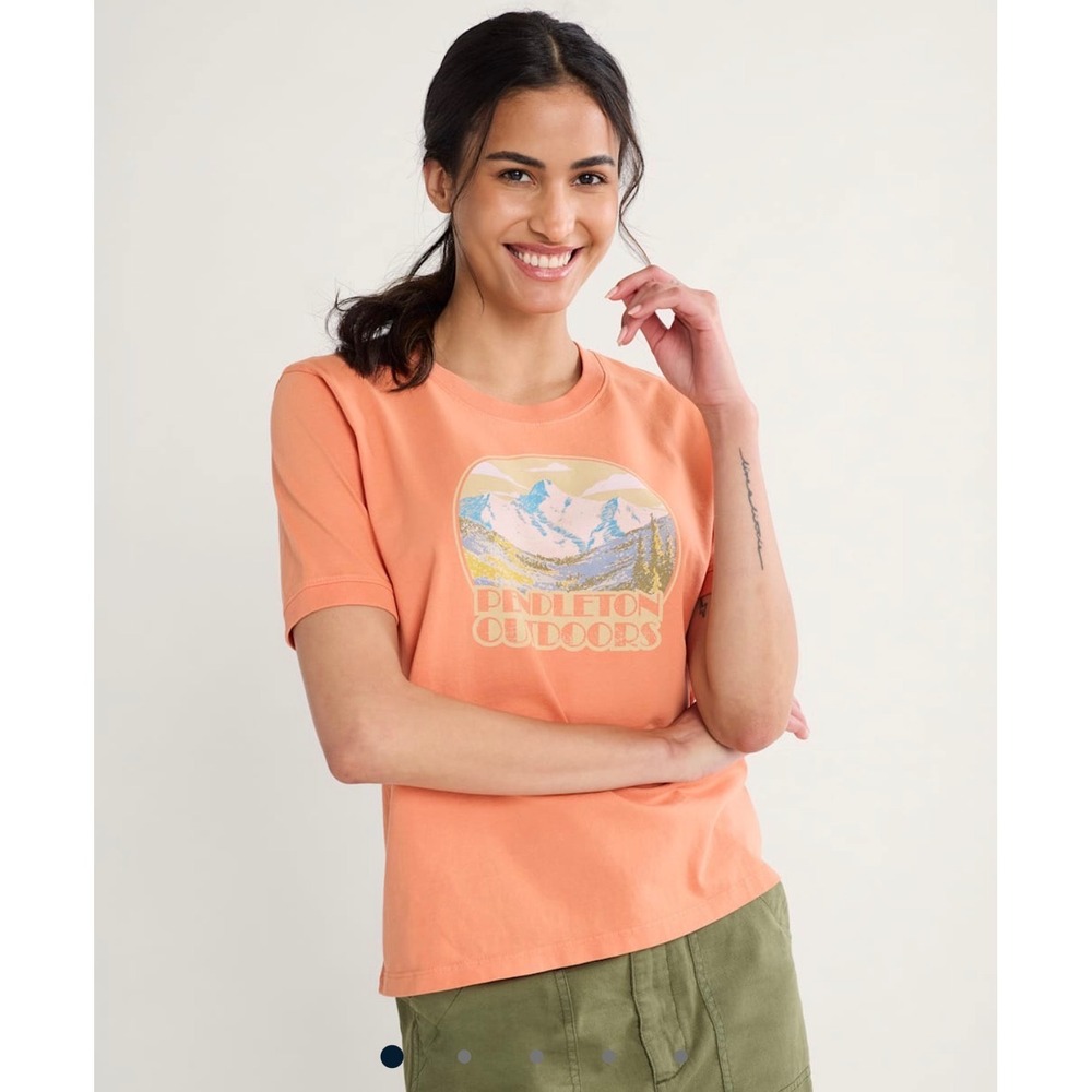 Pendleton Outdoors Women Orange Mountain Graphic T-Shirt Size Medium Retro‎ Tee